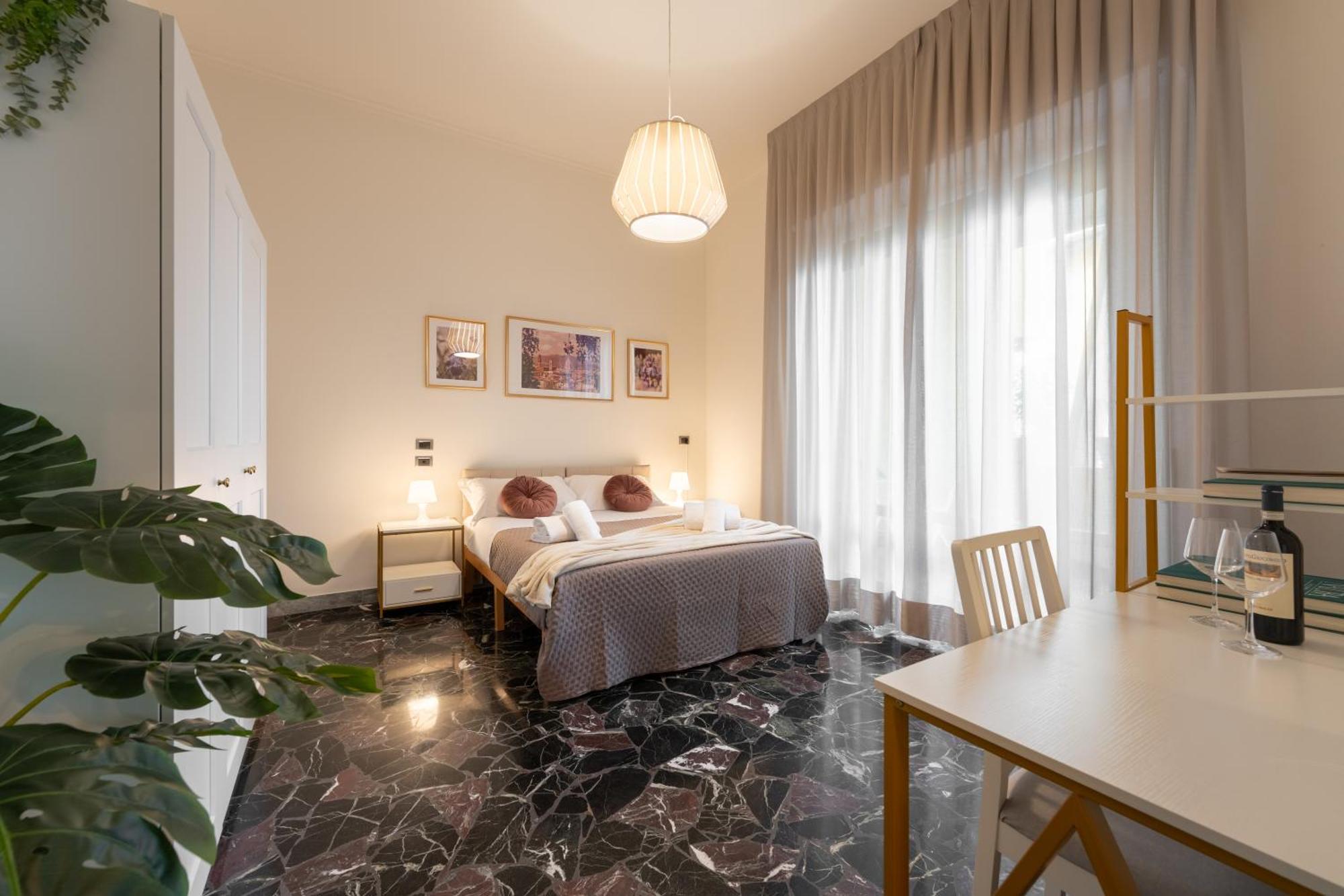 Keys Of Italy - Monaco 9 - 2 Bedrooms Flat Nearby The Train Station * Florencia