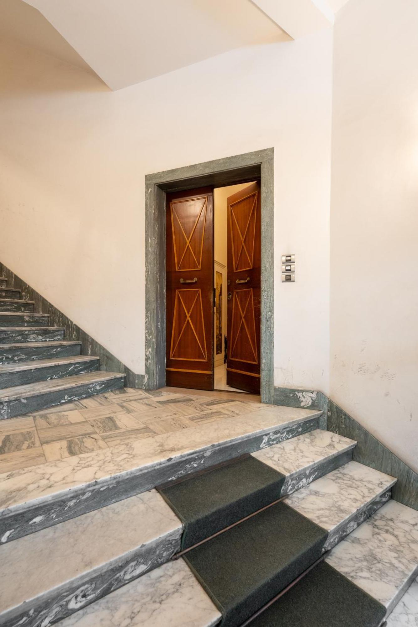 Keys Of Italy - Monaco 9 - 2 Bedrooms Flat Nearby The Train Station Florencia