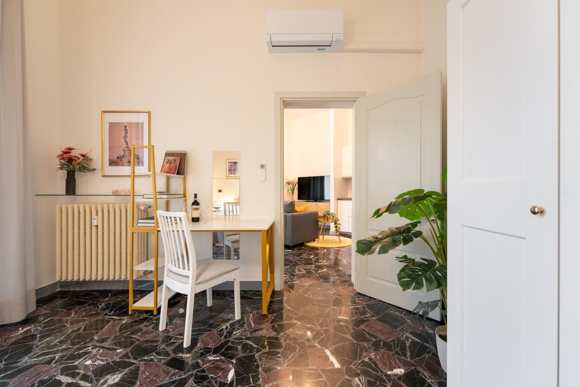 Keys Of Italy - Monaco 9 - 2 Bedrooms Flat Nearby The Train Station Apartamento