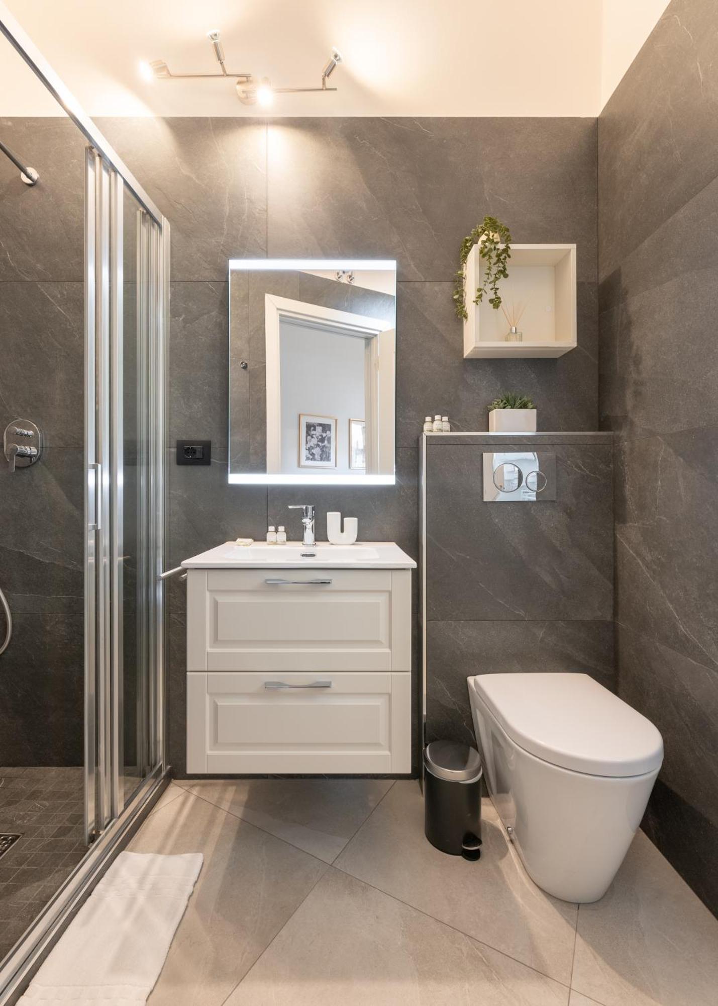 Keys Of Italy - Monaco 9 - 2 Bedrooms Flat Nearby The Train Station Apartamento *