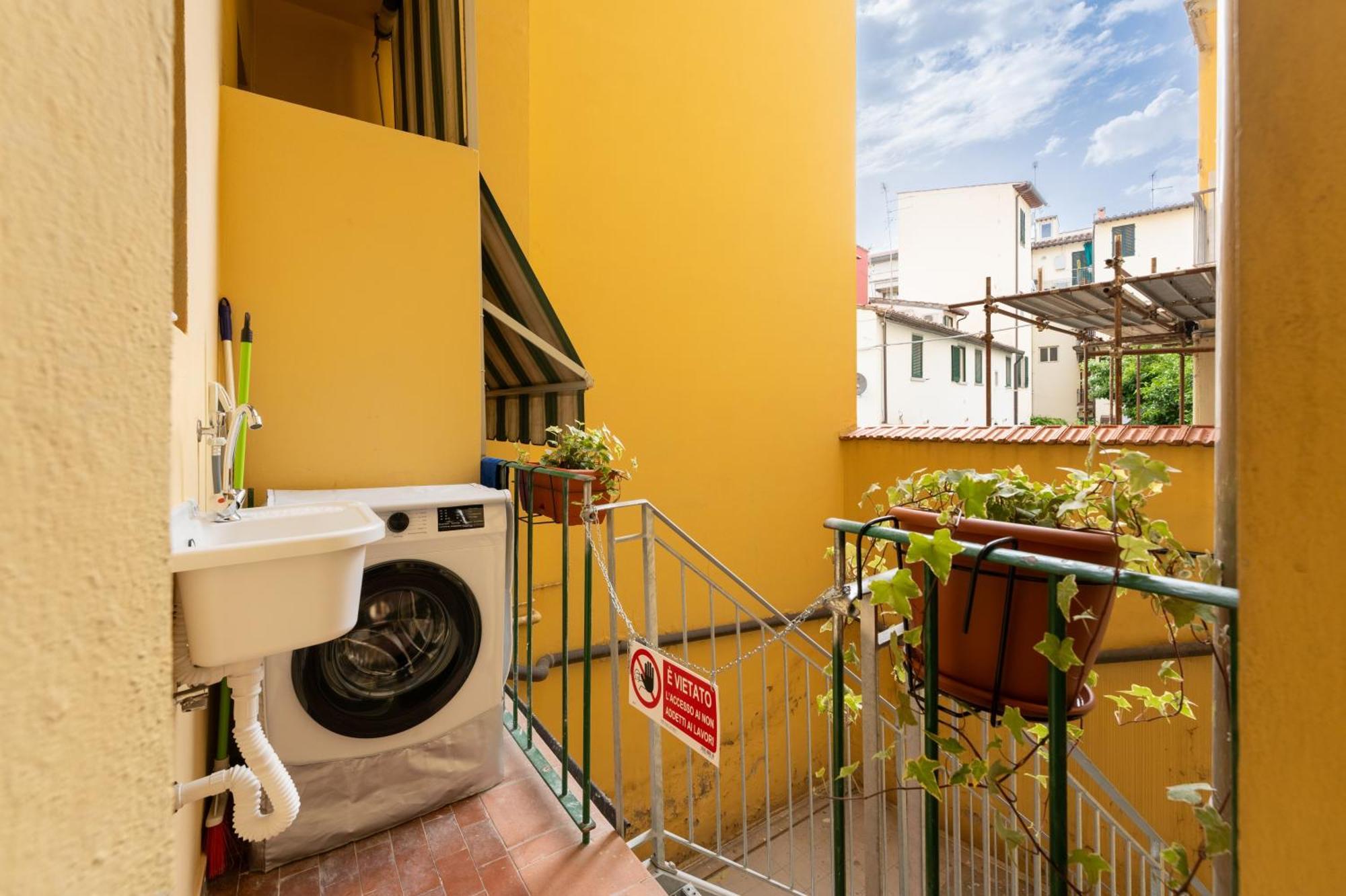 Keys Of Italy - Monaco 9 - 2 Bedrooms Flat Nearby The Train Station * Florencia